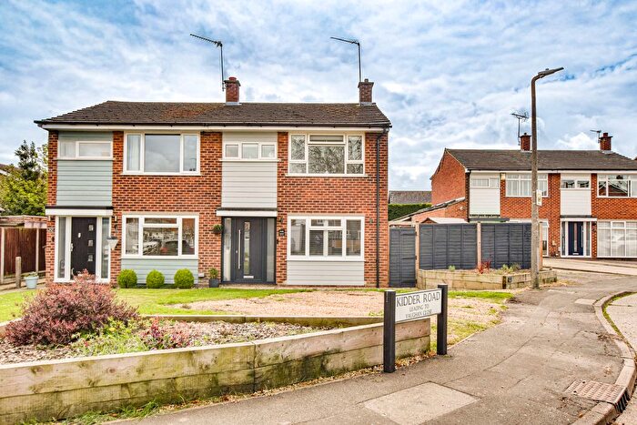 3 Bedroom Semi Detached House For Sale In Kidder Road, Rayne, CM77