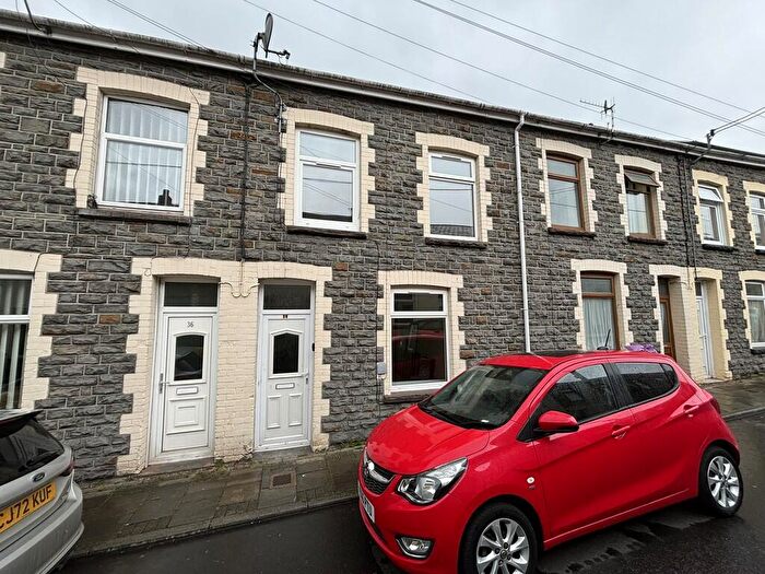 3 Bedroom Terraced House To Rent In Victoria Street, Mountain Ash, CF45
