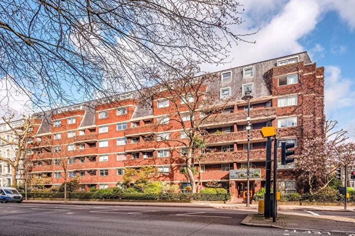 1 Bedroom Flat For Sale In Cromwell Road, Earls Court, SW5