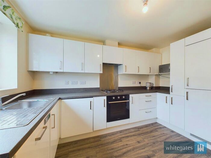 2 Bedroom Semi-Detached House To Rent In Beck Bridge Lane, Allerton, Bradford, BD15