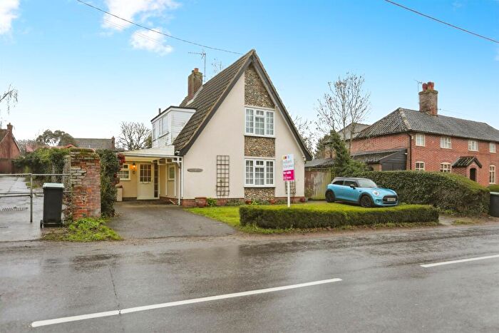 3 Bedroom Detached House For Sale In The Street, Badwell Ash, Bury St. Edmunds, IP31