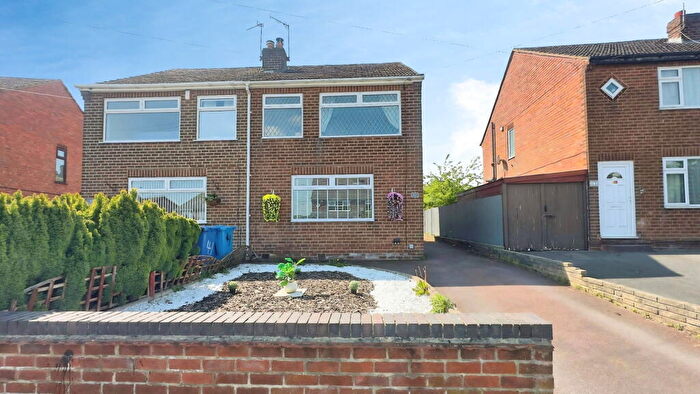 3 Bedroom Semi-Detached House For Sale In Heathfield Avenue, Ilkeston, DE7