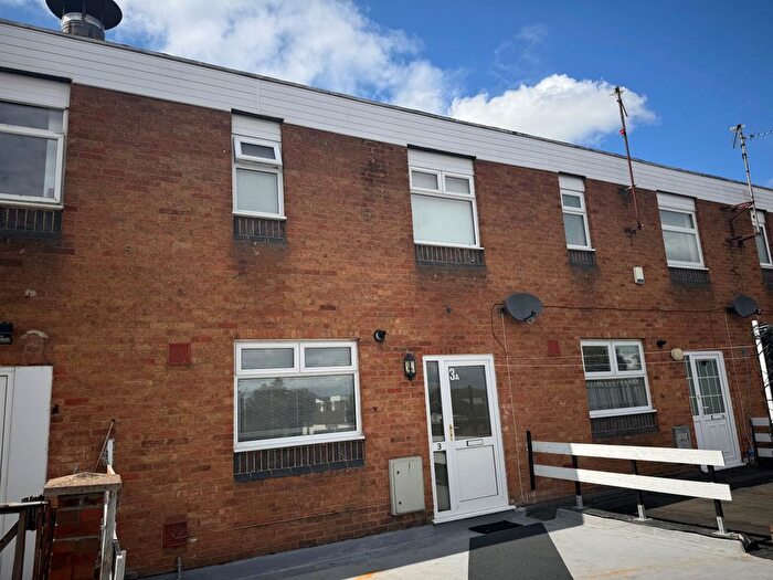 2 Bedroom Flat To Rent In Limehurst Square, Northampton, NN5