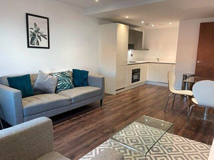 2 Bedroom Apartment To Rent In Carver House, Carver Street, Birmingham, West Midlands, B1