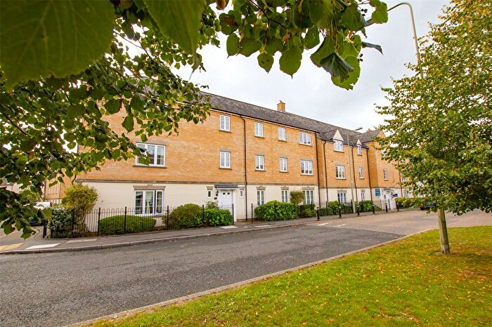 2 Bedroom Flat To Rent In Harvest Way, Madley Park, Witney, Oxfordshire, OX28