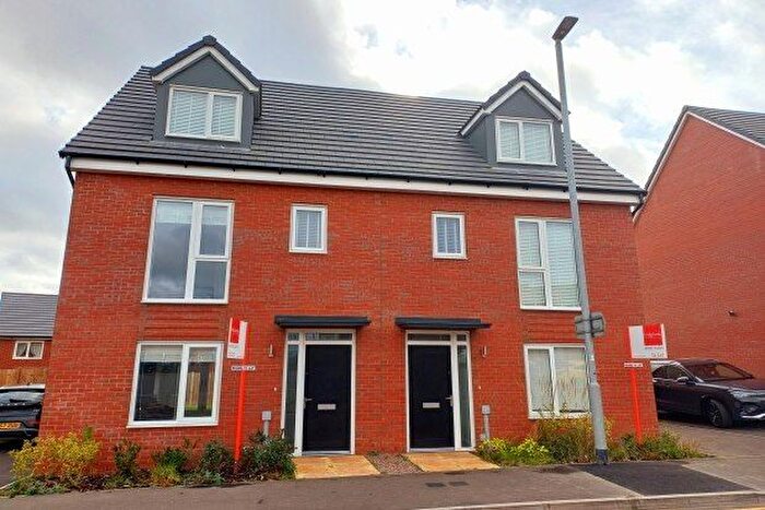 4 Bedroom Property To Rent In Chapel Lane, Stoke-On-Trent, ST6
