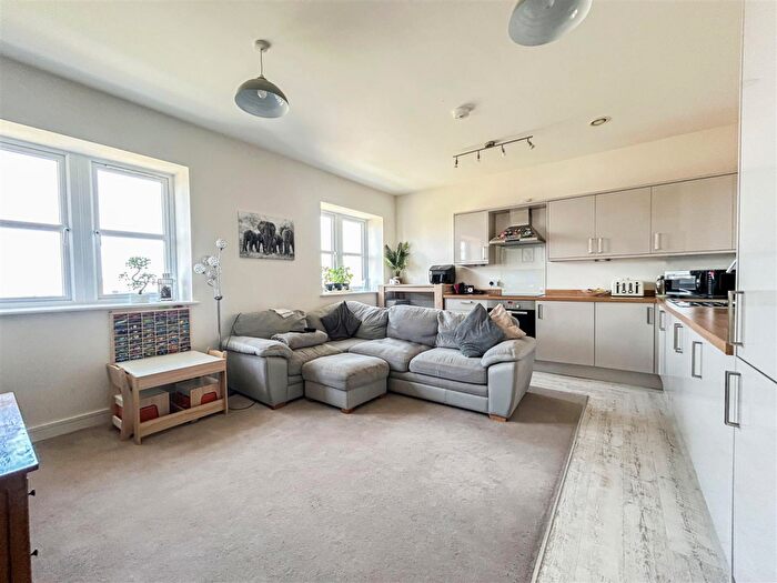 1 Bedroom Apartment For Sale In Beresford House, Portland, DT5