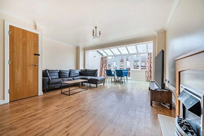 5 Bedroom Terraced House To Rent In Eaton Place, Larkfield, Aylesford, ME20