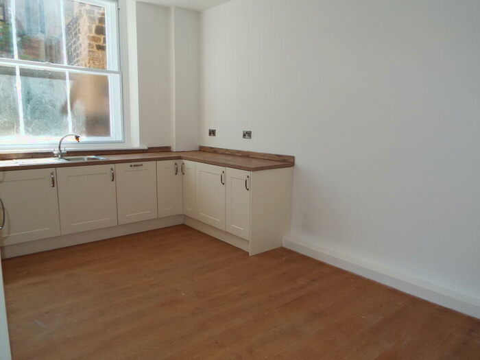 1 Bedroom Flat To Rent In Station Street, Mansfield Woodhouse, NG19