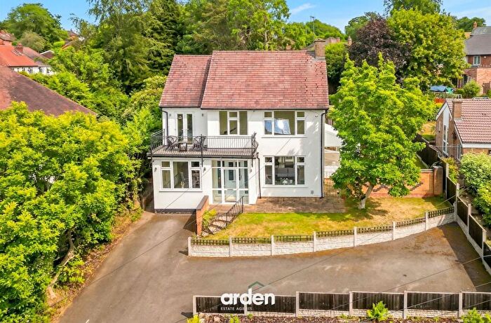 4 Bedroom Detached House For Sale In Heydon Road, Finstall, B60