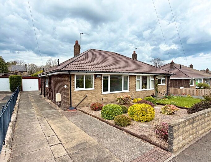 2 Bedroom Bungalow To Rent In Marten Drive, Huddersfield, West Yorkshire, HD4