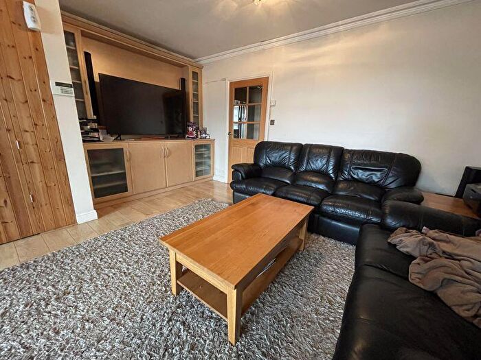 3 Bedroom Terraced House To Rent In Cockett Road, Langley, SL3