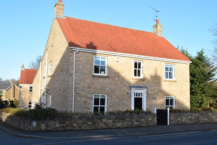 5 Bedroom Detached House To Rent In Main Street, LS25