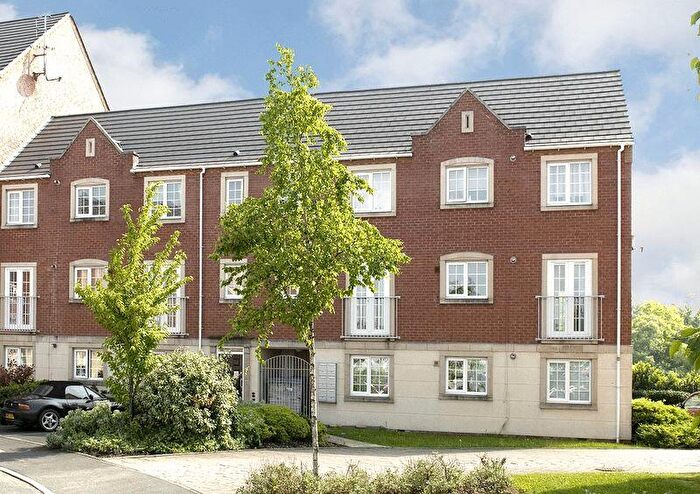 2 Bedroom Apartment To Rent In Columbus Avenue, Brierley Hill, DY5