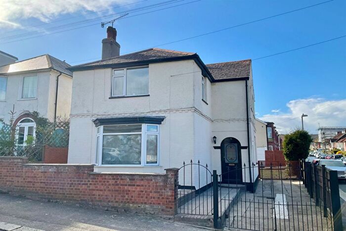 3 Bedroom Detached House For Sale In Church Road, Dover, Kent, CT17