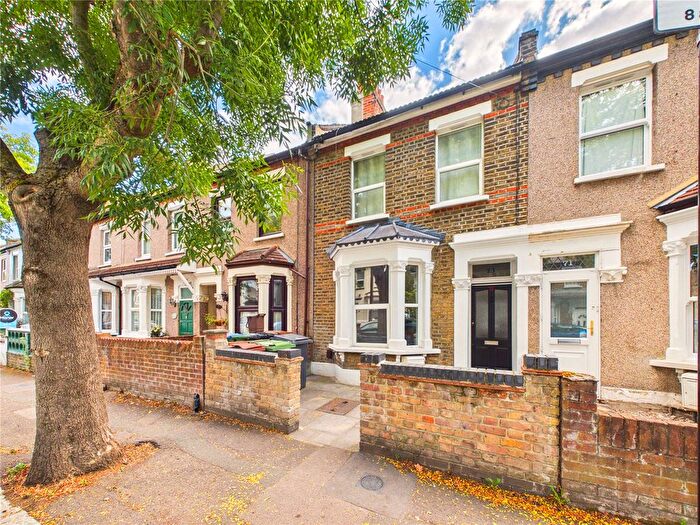 3 Bedroom Terraced House For Sale In Trumpington Road, Forest Gate, E7