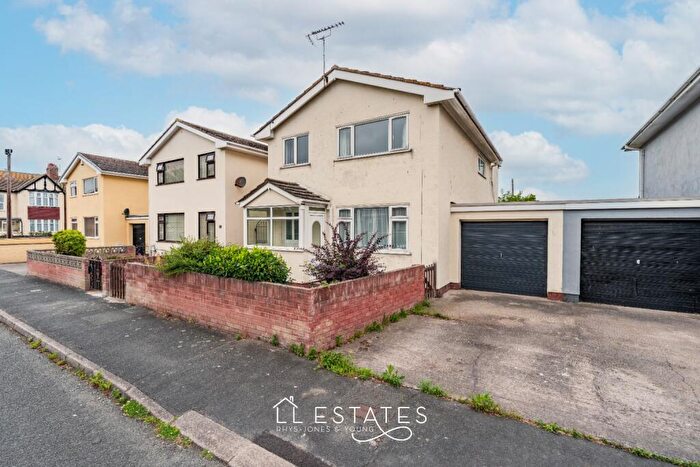 4 Bedroom Detached House For Sale In Kinmel Bay, Rhyl, Conwy, LL18
