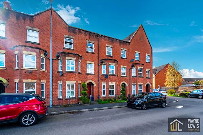 3 Bedroom Town House For Sale In Arudur Hen, Radyr, Cardiff, CF15