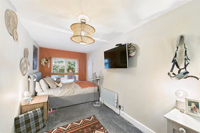 5 Bedroom Semi-Detached House For Sale In Green Lane, Sandhurst, Berkshire, GU47