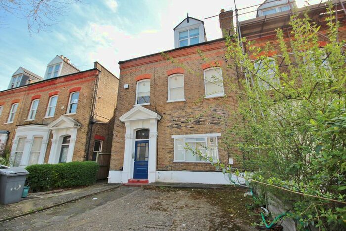 1 Bedroom Flat To Rent In Brondesbury Road, Queens Park, NW6