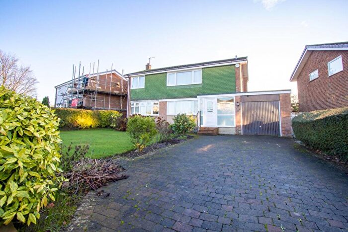 4 Bedroom Detached House For Sale In Willowtree Avenue, Gilesgate, Durham, DH1