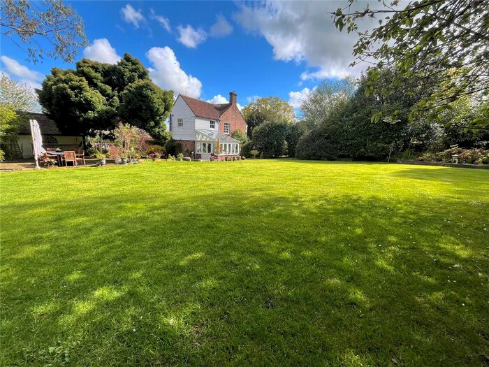 4 Bedroom Detached House For Sale In Heathfield Road, Burwash Weald, East Sussex, TN19