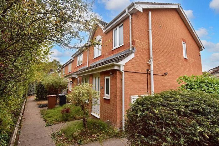 3 Bedroom Property For Sale In Colton Copse, Chandler's Ford, SO53
