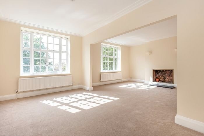 3 Bedroom Flat To Rent In Richmond Hill, Richmond, TW10
