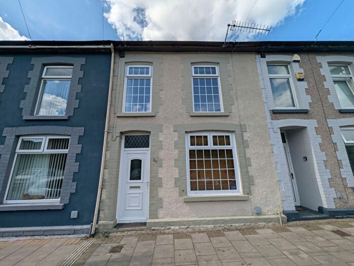 3 Bedroom Terraced House To Rent In Harcourt Terrace, Penrhiwceiber, CF45