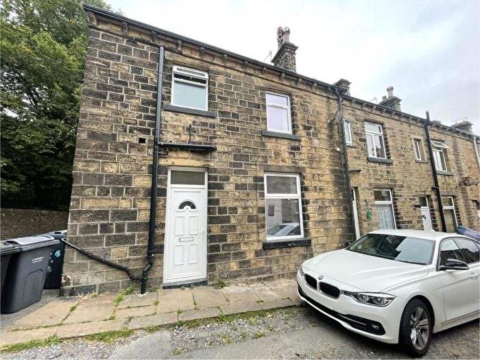 2 Bedroom Terraced House To Rent In Ruby Street, Keighley, West Yorkshire, BD22