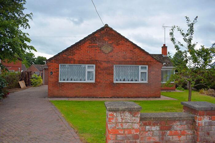 2 Bedroom Detached Bungalow To Rent In Victoria Road, Barnetby, DN38