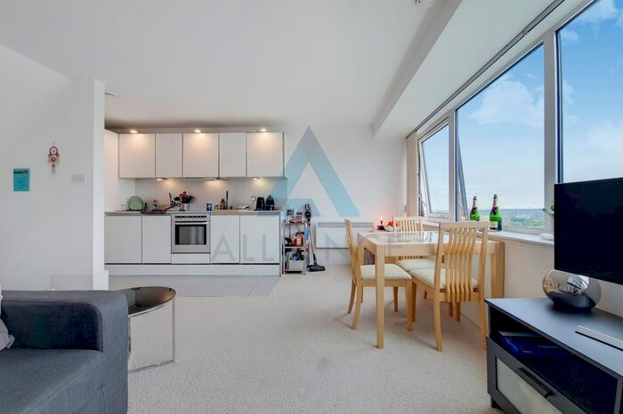 2 Bedroom Flat For Sale In Aragon Tower, George Beard Road, London, SE8