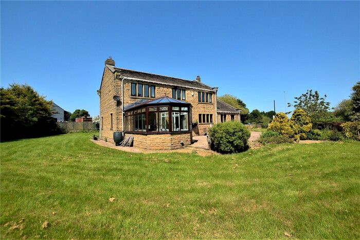 4 Bedroom Detached House To Rent In The Lodge, Willans Cottages, Thorpe, Wakefield, WF3