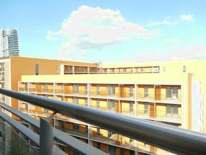 2 Bedroom Flat To Rent In Manor Mills, Ingram Street, LS11