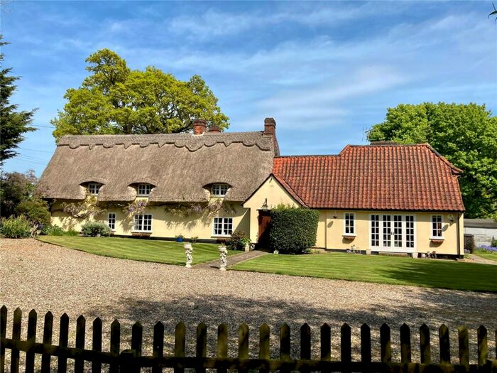 4 Bedroom Detached House For Sale In Clopton, Woodbridge, Suffolk, IP13