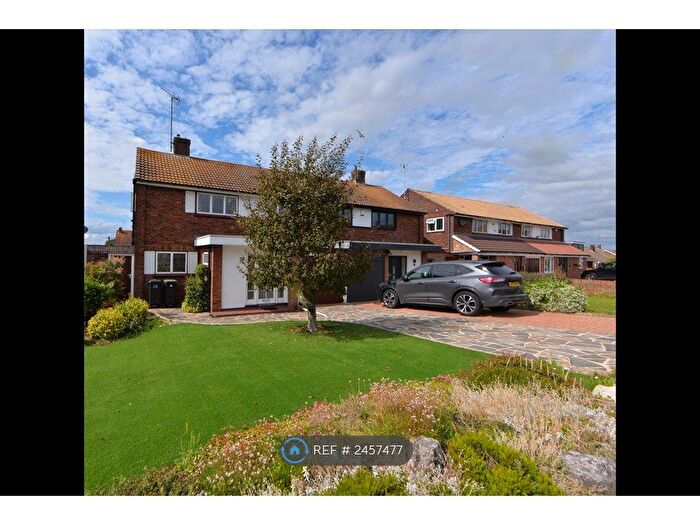 3 Bedroom Semi-Detached House To Rent In Knights Walk, Abridge, Romford, RM4