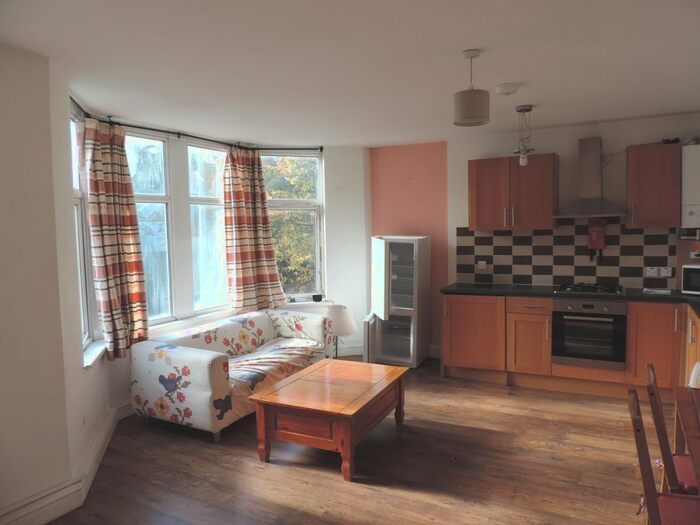 1 Bedroom Flat To Rent In Albany Road, Cardiff, CF24