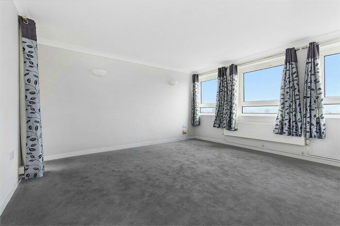 2 Bedroom Flat To Rent In Stangate House, Royal Street, London, SE1