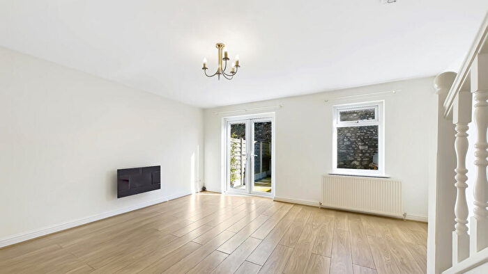 3 Bedroom Terraced House For Sale In Flowerden Court, Milnthorpe, LA7