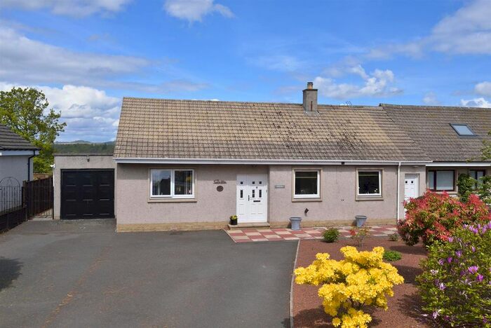4 Bedroom Detached House For Sale In Shiegra, Springwood Bank, Kelso, TD5