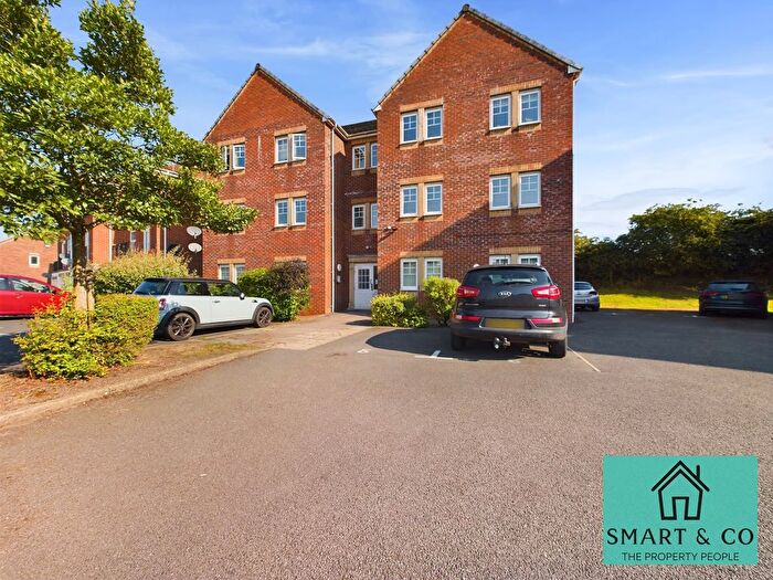 2 Bedroom Flat To Rent In Minton Court, Baddeley Green, Stoke-On-Trent, ST2