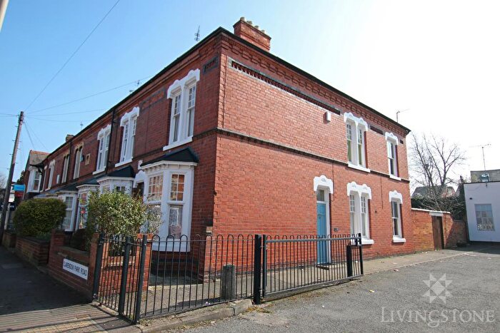 4 Bedroom Terraced House To Rent In Clarendon Park Road, LE2