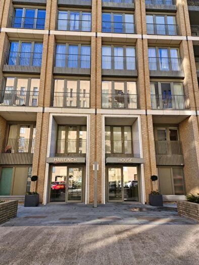 2 Bedroom Flat To Rent In Moorhen Drive, London, NW9