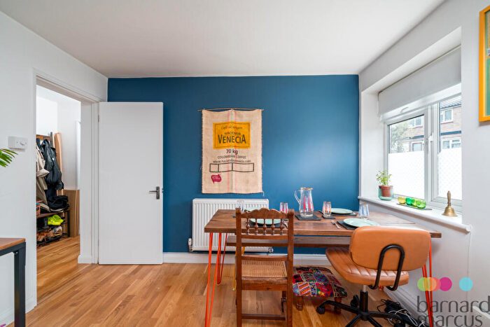 2 Bedroom Apartment To Rent In Sydney Road, Muswell Hill, N10