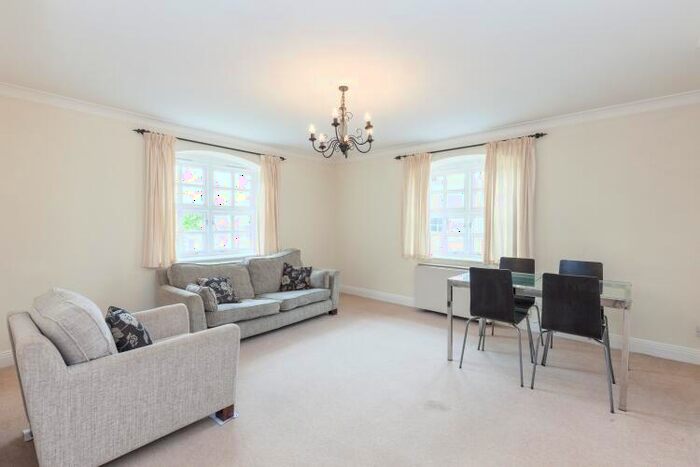 2 Bedroom Apartment To Rent In The Jackson Building Bennett Crescent, OX4