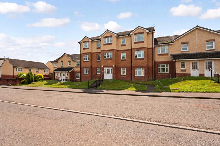 2 Bedroom Apartment For Sale In Cumbrae Drive, Falkirk, FK1