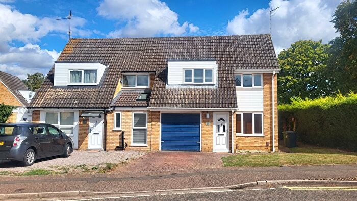 3 Bedroom Semi-detached House For Sale In Tollgate, Bretton, Peterborough, PE3
