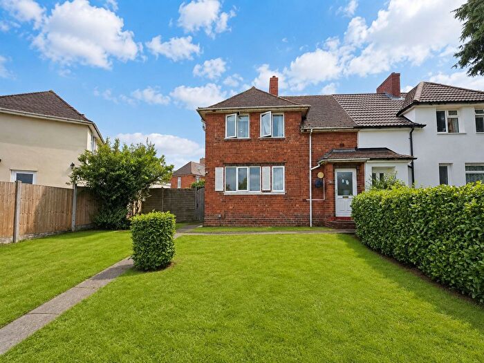 2 Bedroom Semi Detached House To Rent In Moat Lane, Solihull, B91