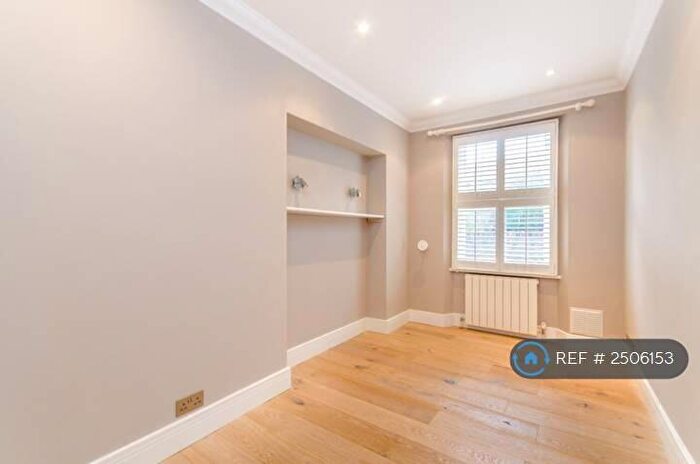 2 Bedroom Flat To Rent In Belmont Grove, London, SE13