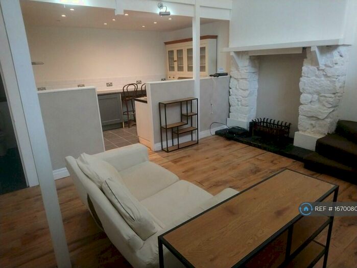 1 Bedroom Flat To Rent In Darby Road, Liverpool, L17